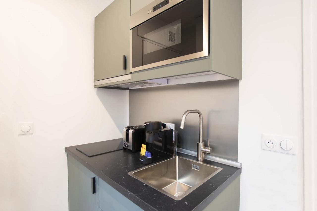 Guestready - Studio With Jacuzzi In The 10 Th Apartment Париж Екстериор снимка